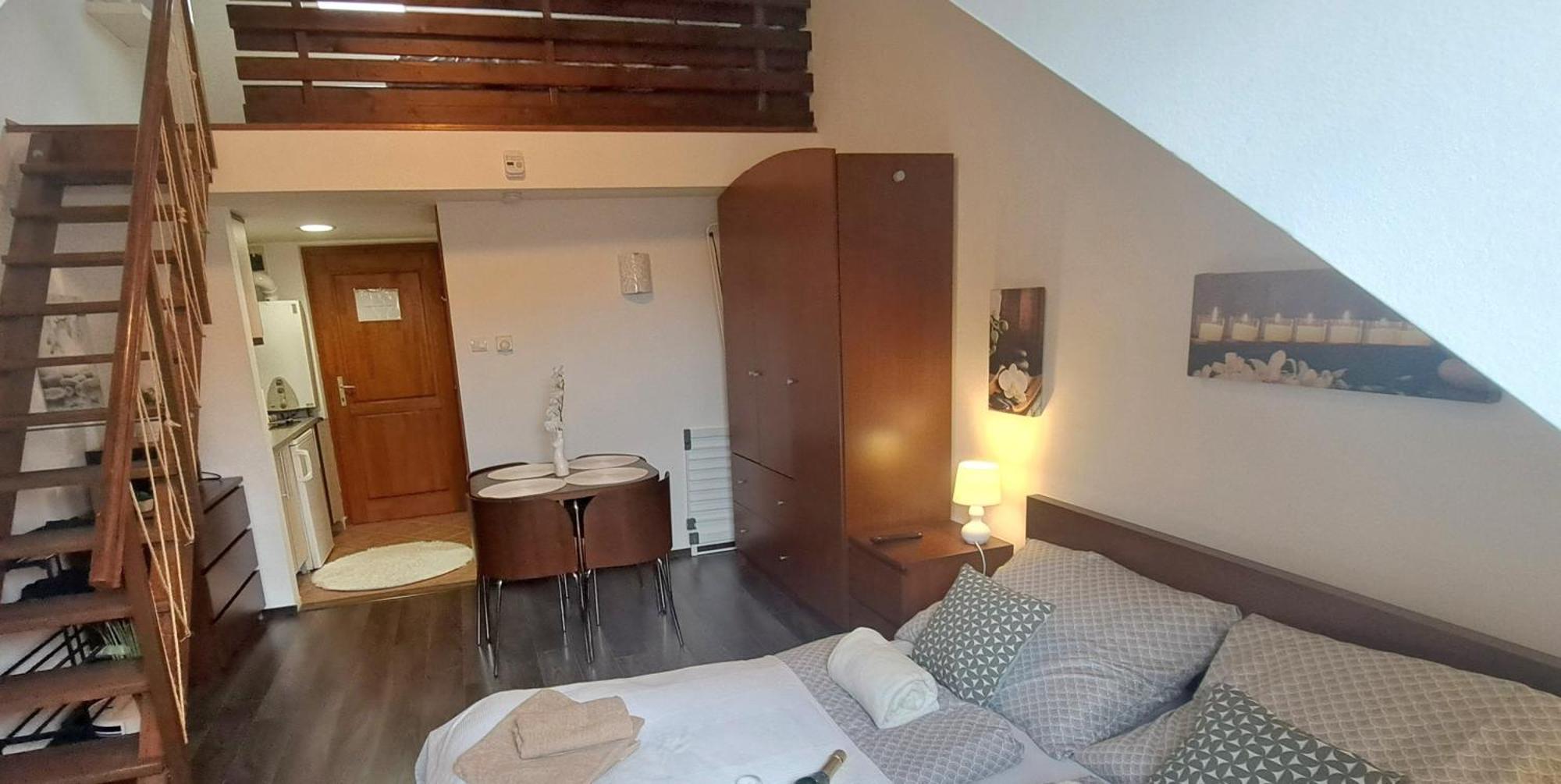 Viktoria Apartman Gyula Kültér fotó